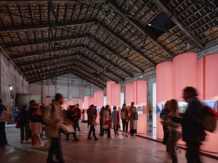 第18届威尼斯国际建筑双年展中国国家馆展览在威尼斯举办开馆活动